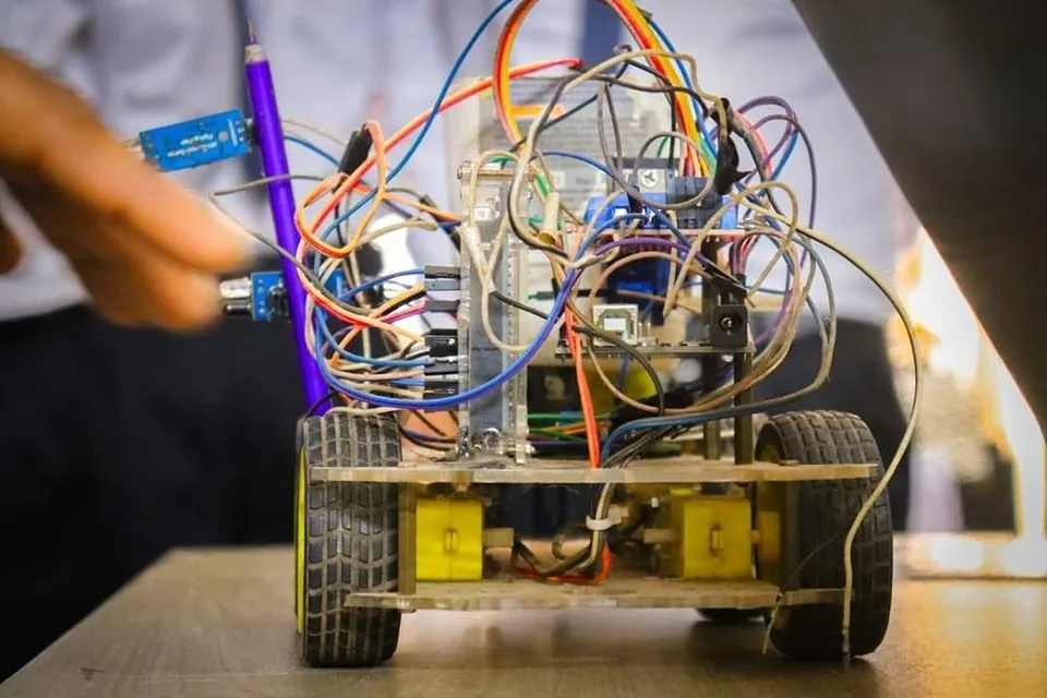 Project Showcases & Tech Fairs